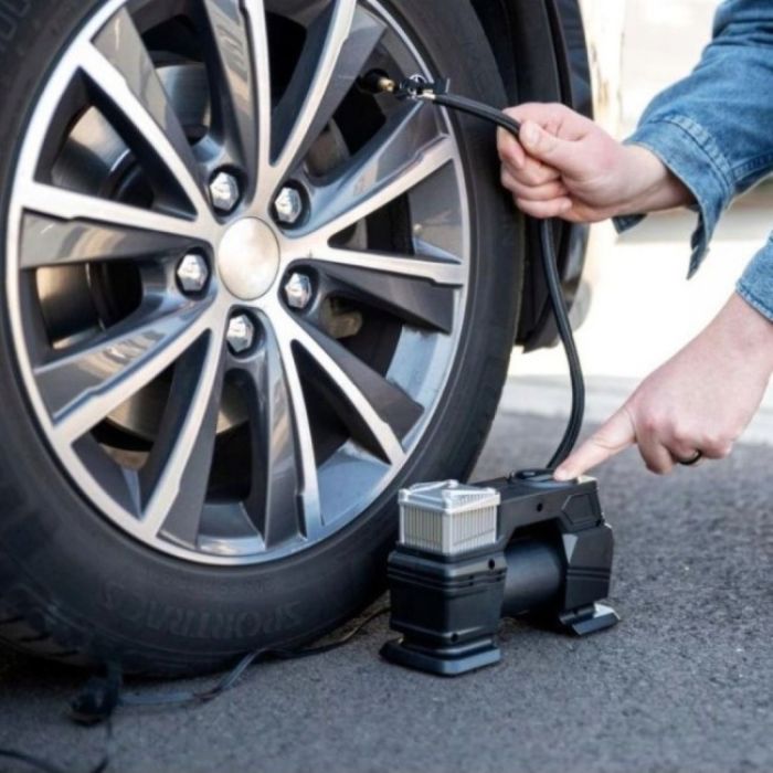 KOMPRESOR ZA PUMPANJE GUMA 150PSI