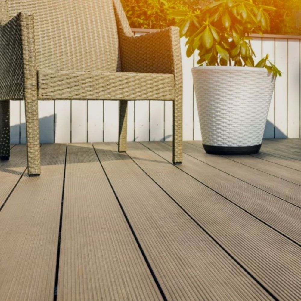 DEKING PLOČA ZA TERASU TEAK 2400X135X25mm ( 0.324m2 ):)