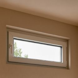PROZOR PVC JEDNOKRILNI 80X60cm DESNO OTVARANJE 6-KOMORNI