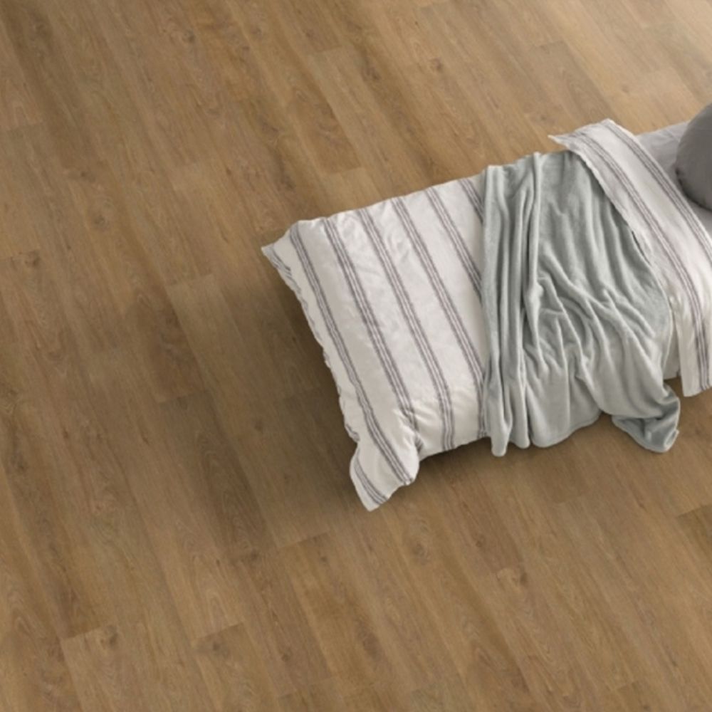 LAMINAT 10MM HRAST PUNATA (1.7441m2)