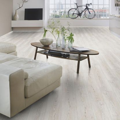 Slika LAMINAT VILLA 4 DRVO 8mm,2.26m2 EUROHOME