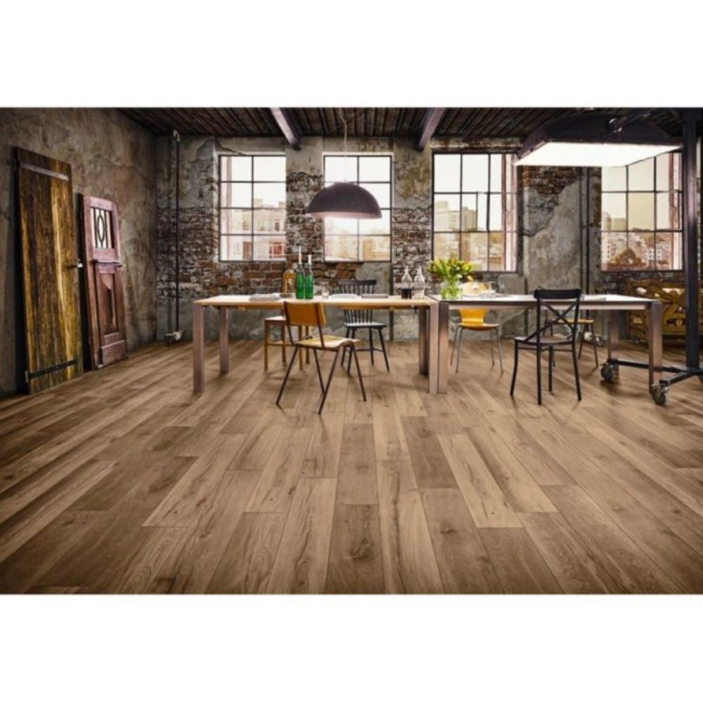 LAMINAT 8mm TORONTO HRAST VLAGOOTPORAN 2.22m2