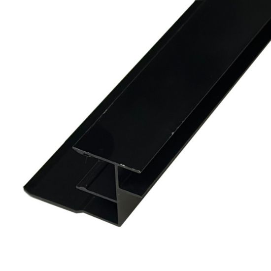 LAJSNA UGAONA CRNA MAT LED SK5001
