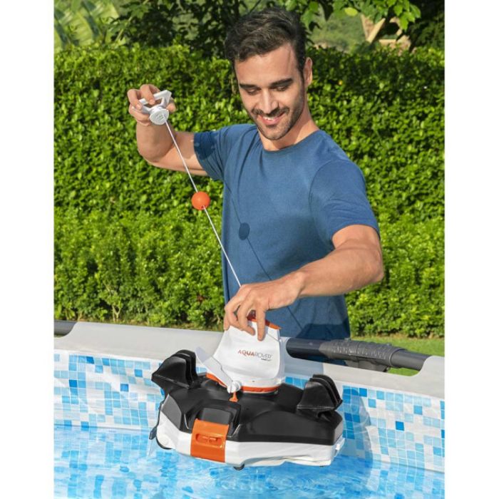 ROBOT ZA ČIŠĆENJE BAZENA AQUA ROVER
